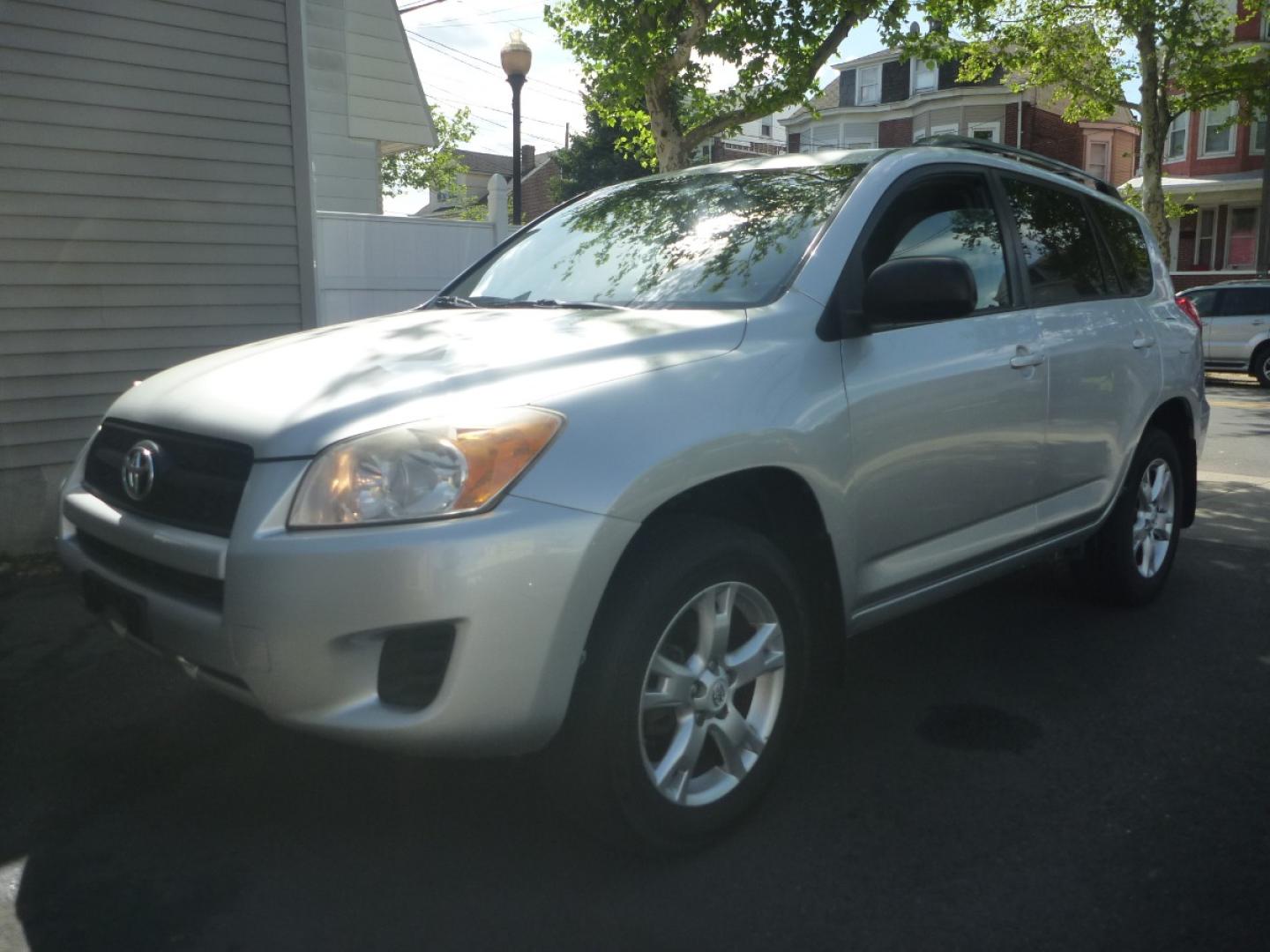 2011 SILVER /GREY CLOTH Toyota RAV4 Base I4 4WD (2T3BF4DV4BW) with an 2.4L L4 DOHC 16V engine, 4-Speed Automatic transmission, located at 1018 Brunswick Ave, Trenton, NJ, 08638, (609) 989-0900, 40.240086, -74.748085 - 2011 TOYOTA RAV 4 4WD WITH 134824 MILES IN GREAT CONDITION INSIDE AND OUT SERVICED UP RUNS AND DRIVES GREAT FINANCING AND EXTENDED SERVICE CONTRACTS AVAILABLE CALL NOW TO COME SEE 609-989-0900 OR TEXT 609-273-5100 - Photo#7