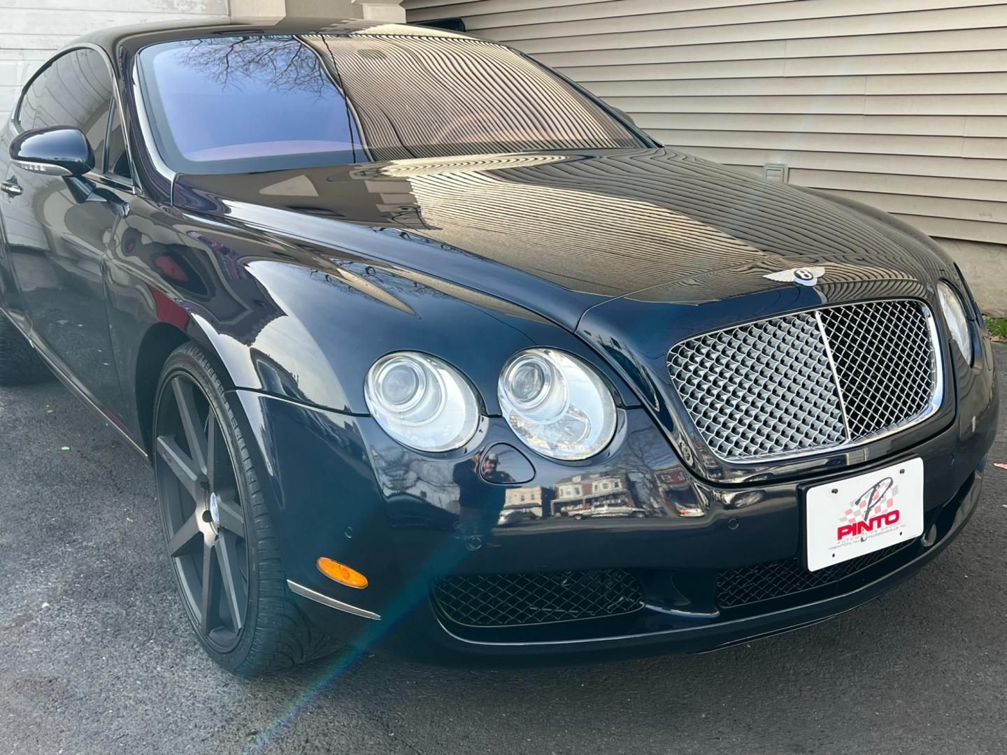 2004 Blue /TAN LEATHER Bentley Continental GT Coupe (SCBCR63W04C) with an 6.0L W12 DOHC 48V TURBO engine, 6-Speed Automatic Overdrive transmission, located at 1018 Brunswick Ave, Trenton, NJ, 08638, (609) 989-0900, 40.240086, -74.748085 - Photo#3