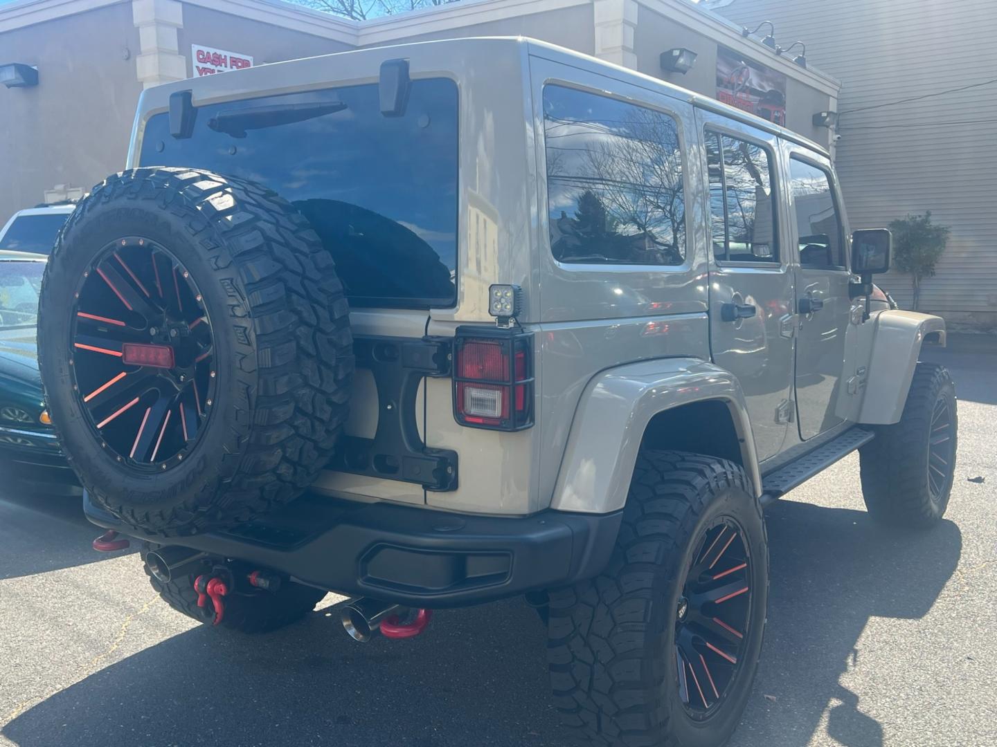 2017 Beige /Black Leather Jeep Wrangler Unlimited Rubicon (1C4HJWFG5HL) with an 3.6L V6 DOHC 24V FFV engine, located at 1018 Brunswick Ave, Trenton, NJ, 08638, (609) 989-0900, 40.240086, -74.748085 - Photo#10