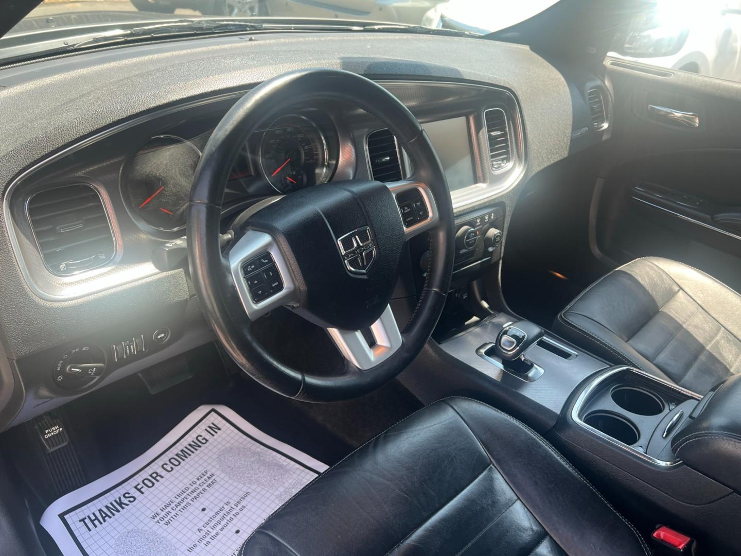 2012 GRAY /Black Leather Dodge Charger SXT (2C3CDXHG4CH) with an 3.6L V6 DOHC 24V engine, 5 Speed Automatic transmission, located at 1018 Brunswick Ave, Trenton, NJ, 08638, (609) 989-0900, 40.240086, -74.748085 - Photo#12