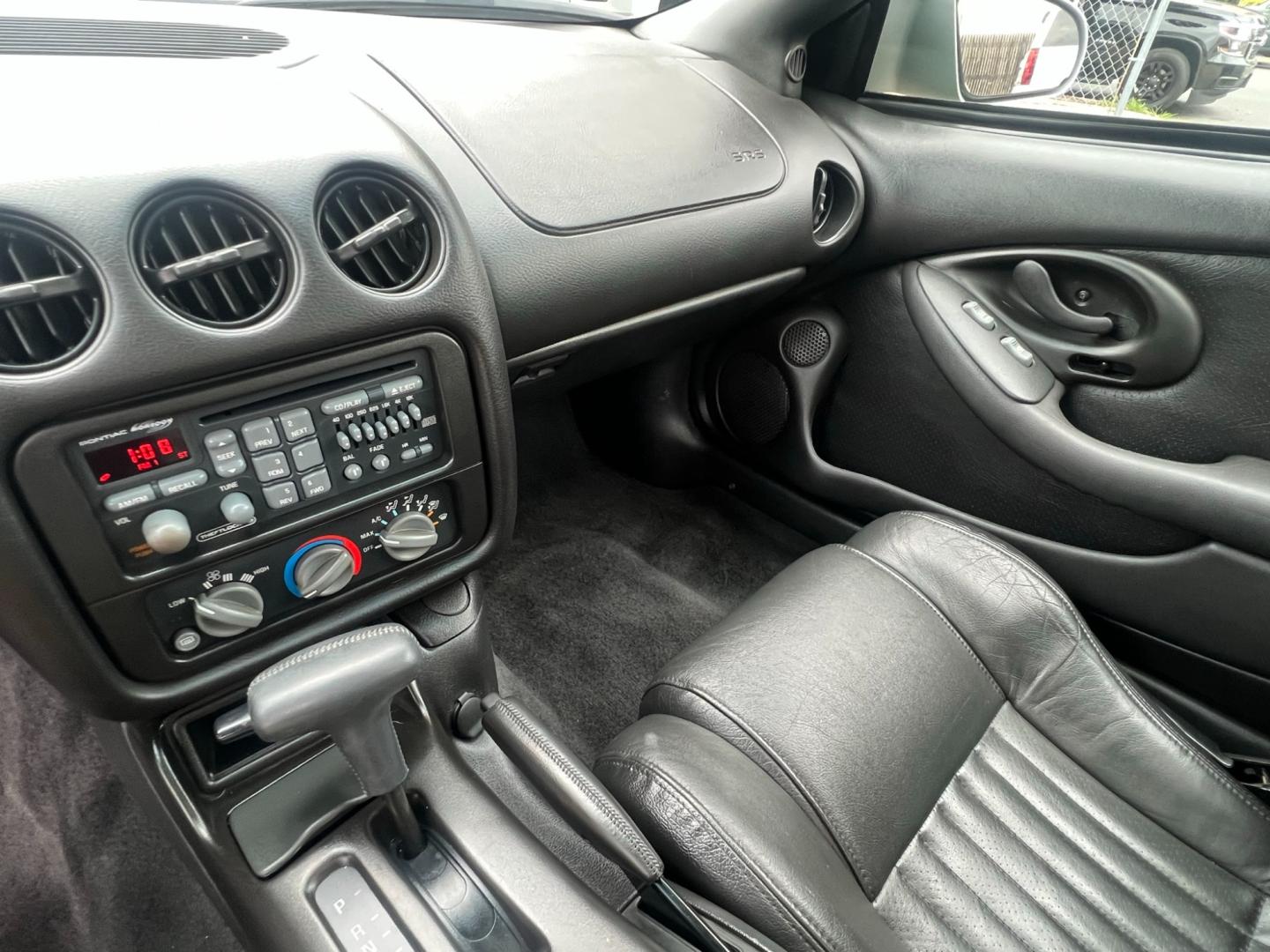 2000 SILVER /Black Leather Pontiac Firebird Formula Coup (2G2FV22G5Y2) with an 5.7L V8 OHV 16V engine, located at 1018 Brunswick Ave, Trenton, NJ, 08638, (609) 989-0900, 40.240086, -74.748085 - Photo#11