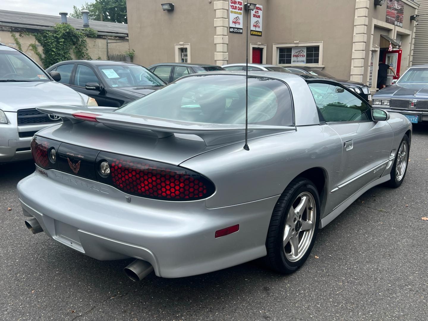 2000 SILVER /Black Leather Pontiac Firebird Formula Coup (2G2FV22G5Y2) with an 5.7L V8 OHV 16V engine, located at 1018 Brunswick Ave, Trenton, NJ, 08638, (609) 989-0900, 40.240086, -74.748085 - Photo#5