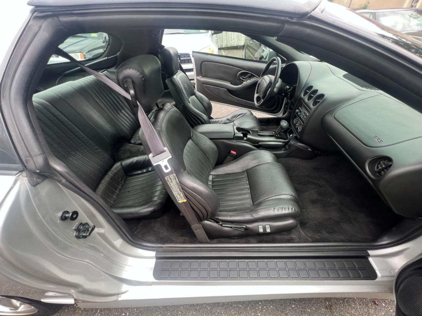 2000 SILVER /Black Leather Pontiac Firebird Formula Coup (2G2FV22G5Y2) with an 5.7L V8 OHV 16V engine, located at 1018 Brunswick Ave, Trenton, NJ, 08638, (609) 989-0900, 40.240086, -74.748085 - Photo#17