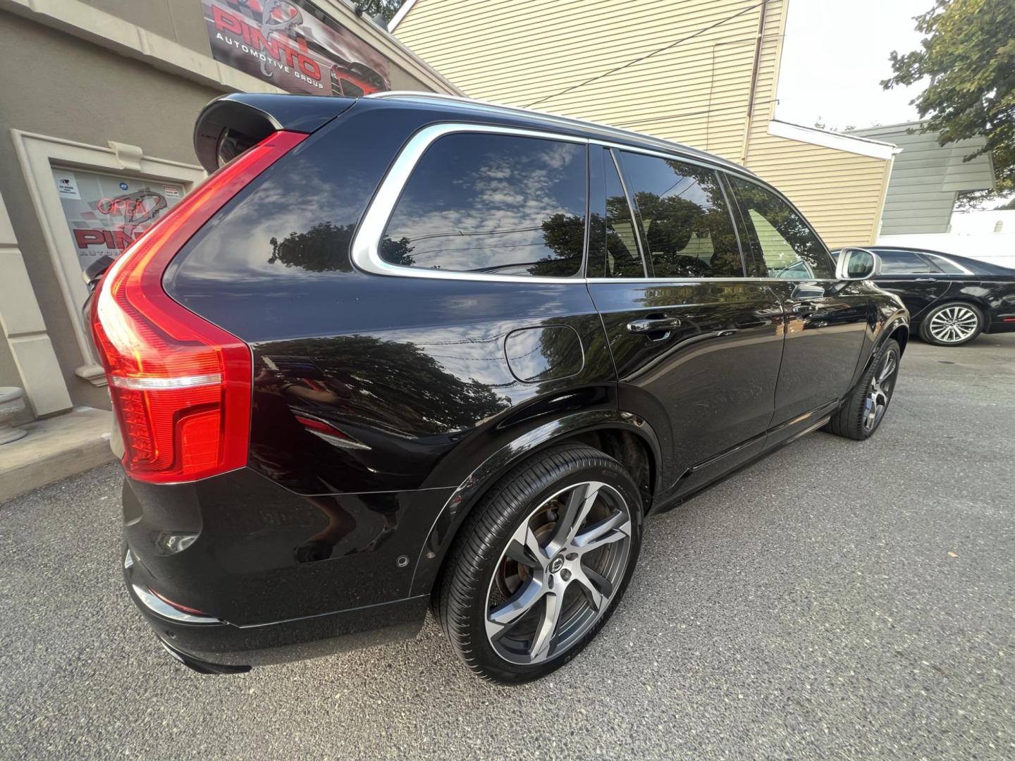 2016 BLACK /Black Leather Volvo XC90 T6 R-Design (YV4A22PM5G1) with an 2.0L L4 DOHC 16V engine, 8A transmission, located at 1018 Brunswick Ave, Trenton, NJ, 08638, (609) 989-0900, 40.240086, -74.748085 - Photo#6