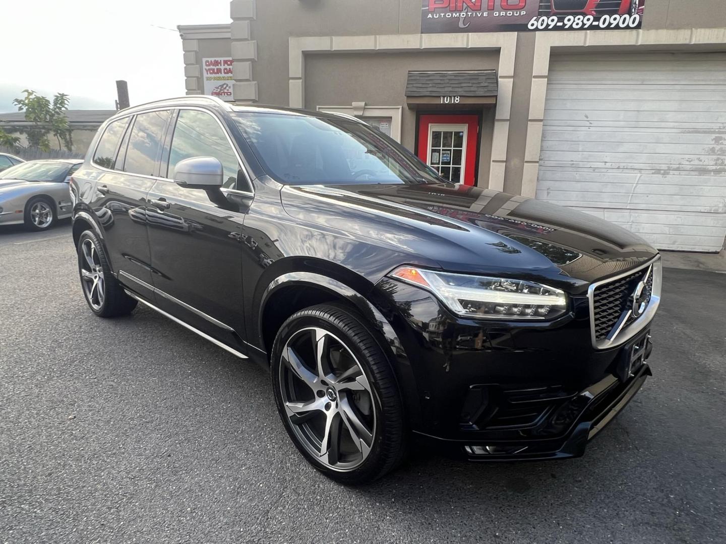 2016 BLACK /Black Leather Volvo XC90 T6 R-Design (YV4A22PM5G1) with an 2.0L L4 DOHC 16V engine, 8A transmission, located at 1018 Brunswick Ave, Trenton, NJ, 08638, (609) 989-0900, 40.240086, -74.748085 - Wow! This Black Beauty is one of a kind with its condition being like new in every way!! This Volvo has been fully serviced since new! An absolute must see and drive ASAP!! Call Anthony to set up an appt. 609-273-5100 - Photo#7