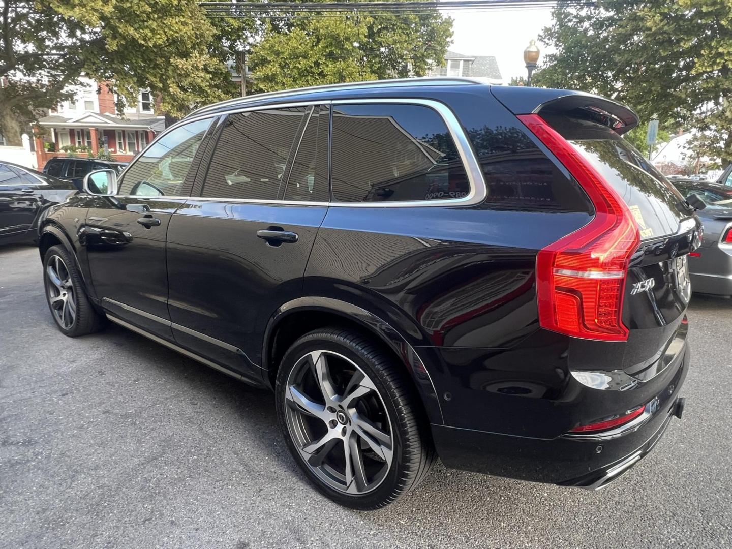 2016 BLACK /Black Leather Volvo XC90 T6 R-Design (YV4A22PM5G1) with an 2.0L L4 DOHC 16V engine, 8A transmission, located at 1018 Brunswick Ave, Trenton, NJ, 08638, (609) 989-0900, 40.240086, -74.748085 - Wow! This Black Beauty is one of a kind with its condition being like new in every way!! This Volvo has been fully serviced since new! An absolute must see and drive ASAP!! Call Anthony to set up an appt. 609-273-5100 - Photo#9