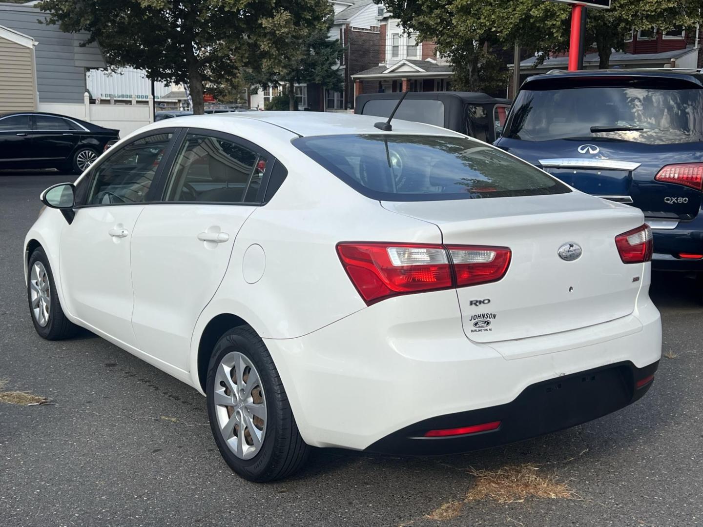 2013 White /Gray Kia Rio LX (KNADM4A35D6) with an 1.6L L4 DOHC 16V engine, located at 1018 Brunswick Ave, Trenton, NJ, 08638, (609) 989-0900, 40.240086, -74.748085 - Photo#3