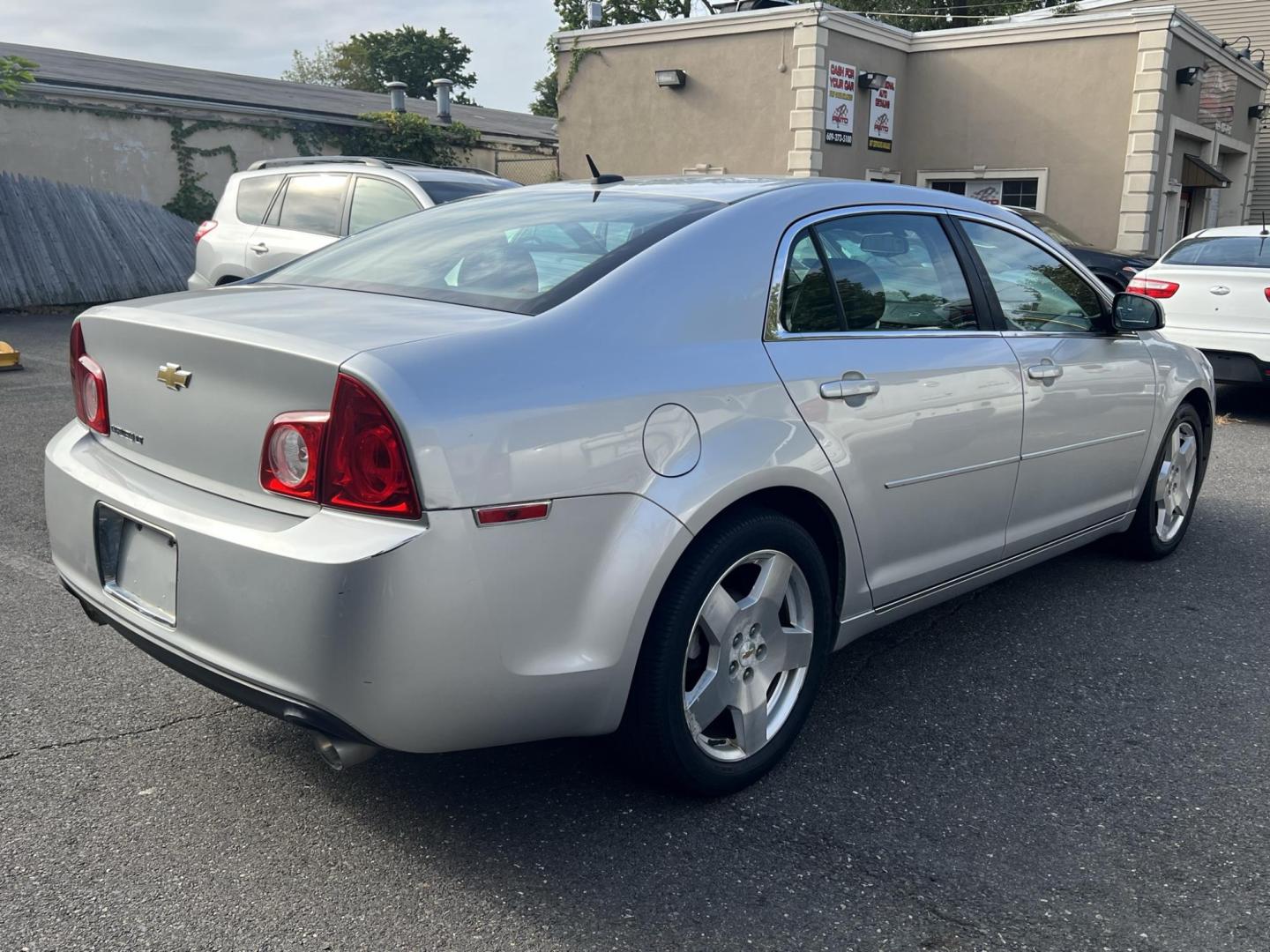 2010 SILVER /Gray Chevrolet Malibu 2LT (1G1ZD5E72AF) with an 3.6L V6 DOHC 24V engine, 6-Speed Automatic transmission, located at 1018 Brunswick Ave, Trenton, NJ, 08638, (609) 989-0900, 40.240086, -74.748085 - Photo#2