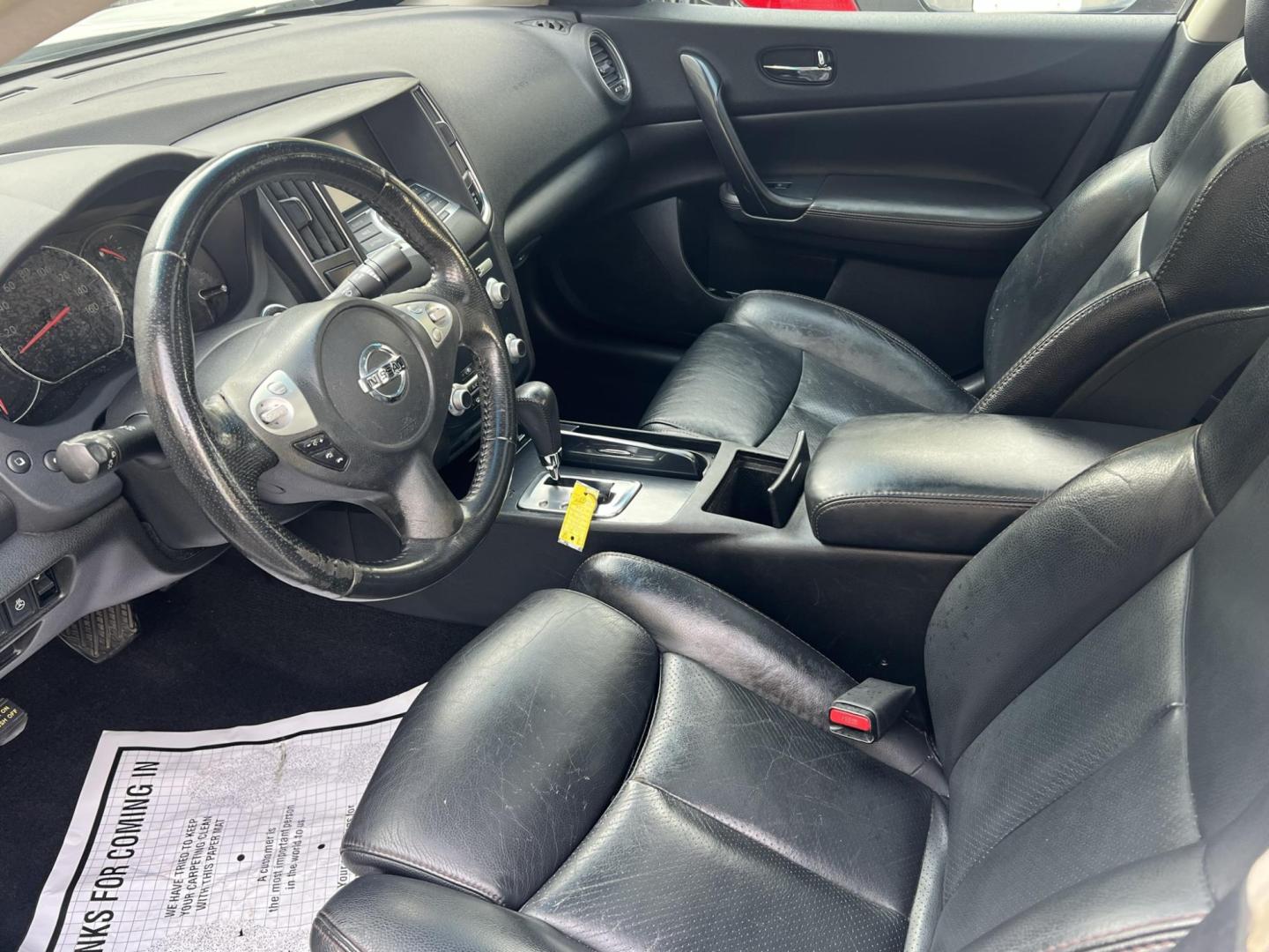 2012 White /Black Leather Nissan Maxima SV (1N4AA5AP0CC) with an 3.5L V6 DOHC 24V engine, Continuously Variable Transmission transmission, located at 1018 Brunswick Ave, Trenton, NJ, 08638, (609) 989-0900, 40.240086, -74.748085 - Photo#7