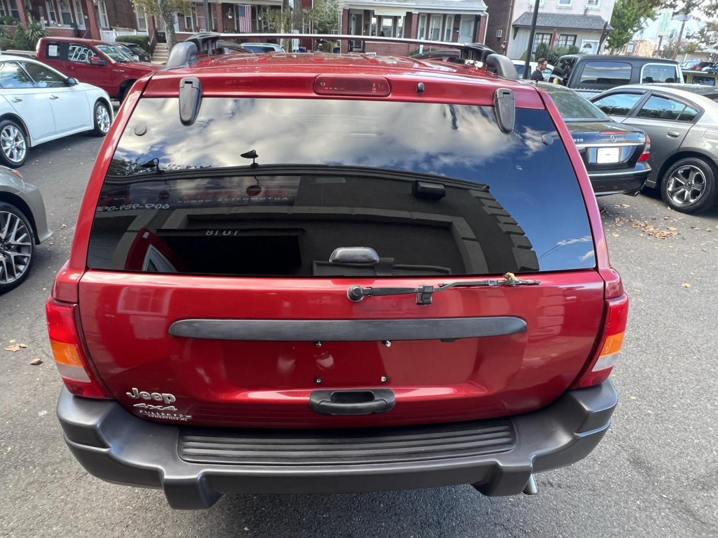 2003 Jeep Grand Cherokee Laredo 4WD (1J4GW48S93C) with an 4.0L L6 OHV 12V engine, located at 1018 Brunswick Ave, Trenton, NJ, 08638, (609) 989-0900, 40.240086, -74.748085 - Photo#4