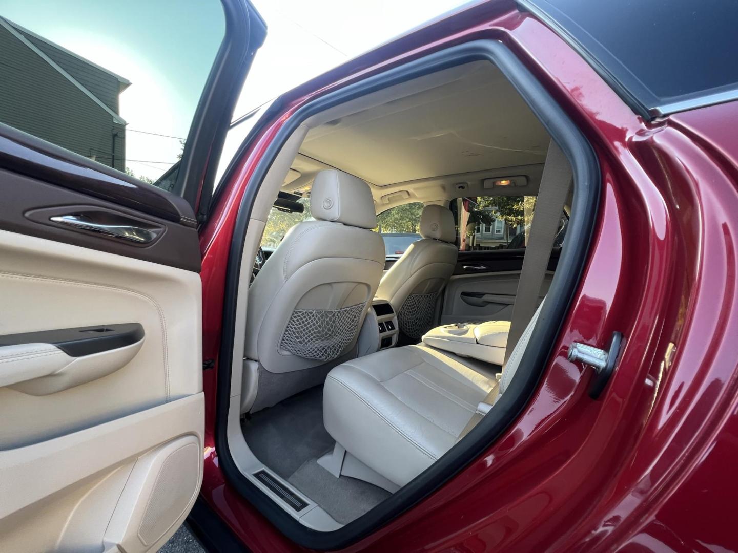 2012 Cadillac SRX Luxury (3GYFNAE37CS) with an 3.6L V6 DOHC 24V FFV engine, 6-Speed Automatic transmission, located at 1018 Brunswick Ave, Trenton, NJ, 08638, (609) 989-0900, 40.240086, -74.748085 - Photo#21