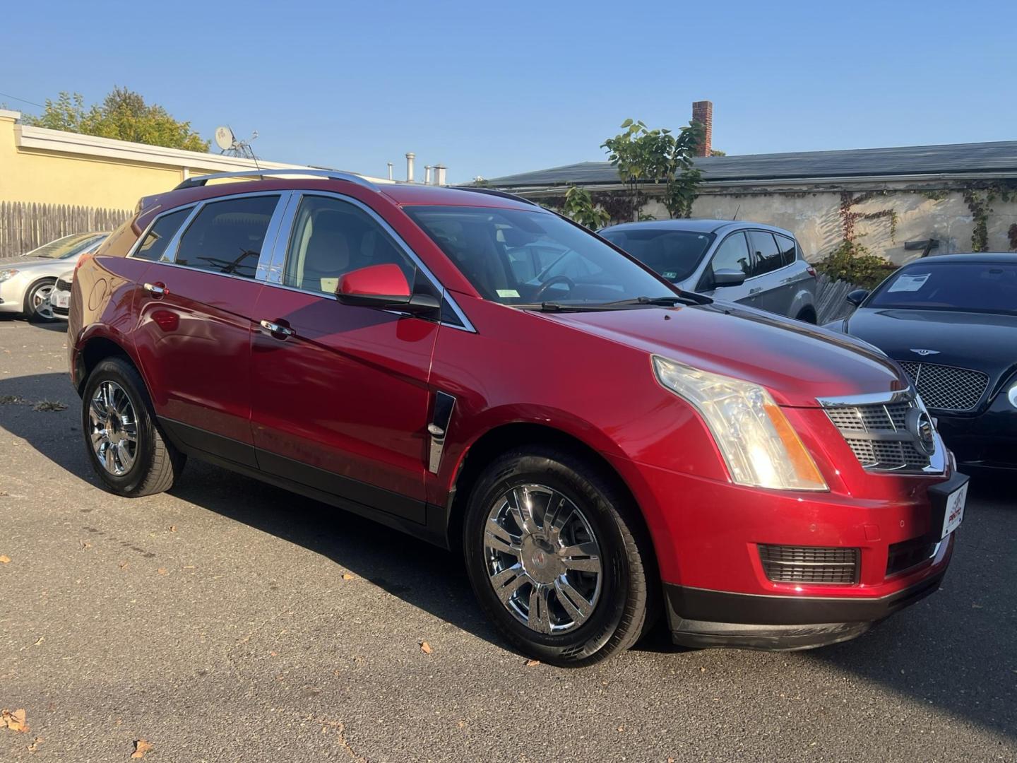 2012 Cadillac SRX Luxury (3GYFNAE37CS) with an 3.6L V6 DOHC 24V FFV engine, 6-Speed Automatic transmission, located at 1018 Brunswick Ave, Trenton, NJ, 08638, (609) 989-0900, 40.240086, -74.748085 - Photo#2