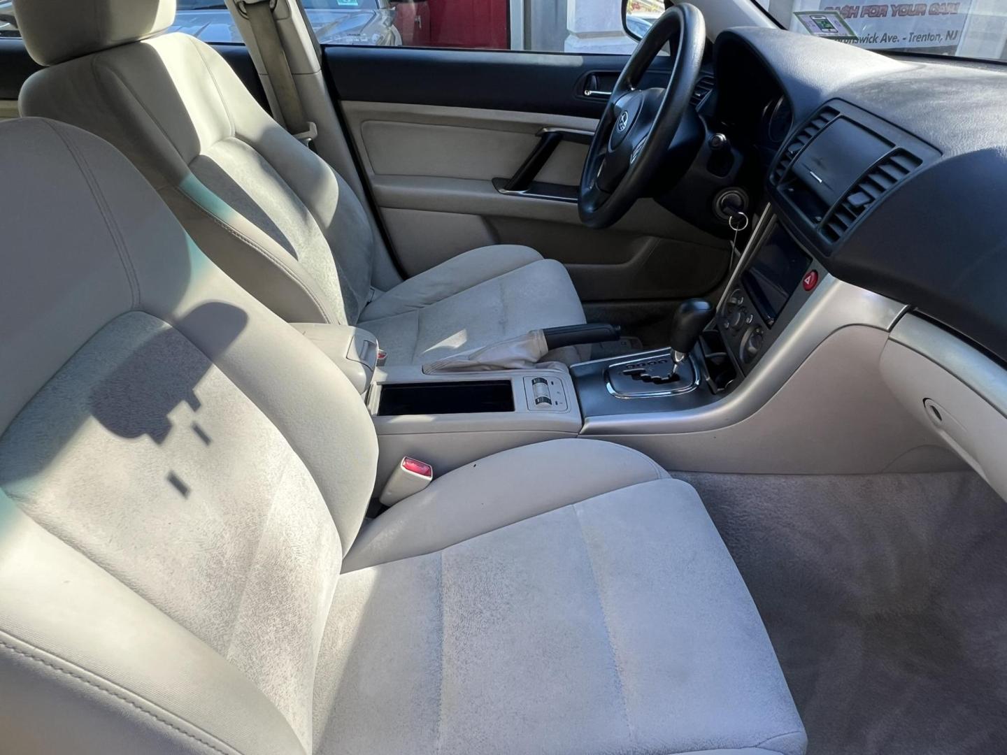 2008 GRAY /beige Subaru Outback 2.5i (4S4BP61C187) with an 2.5L H4 SOHC 16V engine, 5-Speed Manual Overdrive transmission, located at 1018 Brunswick Ave, Trenton, NJ, 08638, (609) 989-0900, 40.240086, -74.748085 - Photo#13