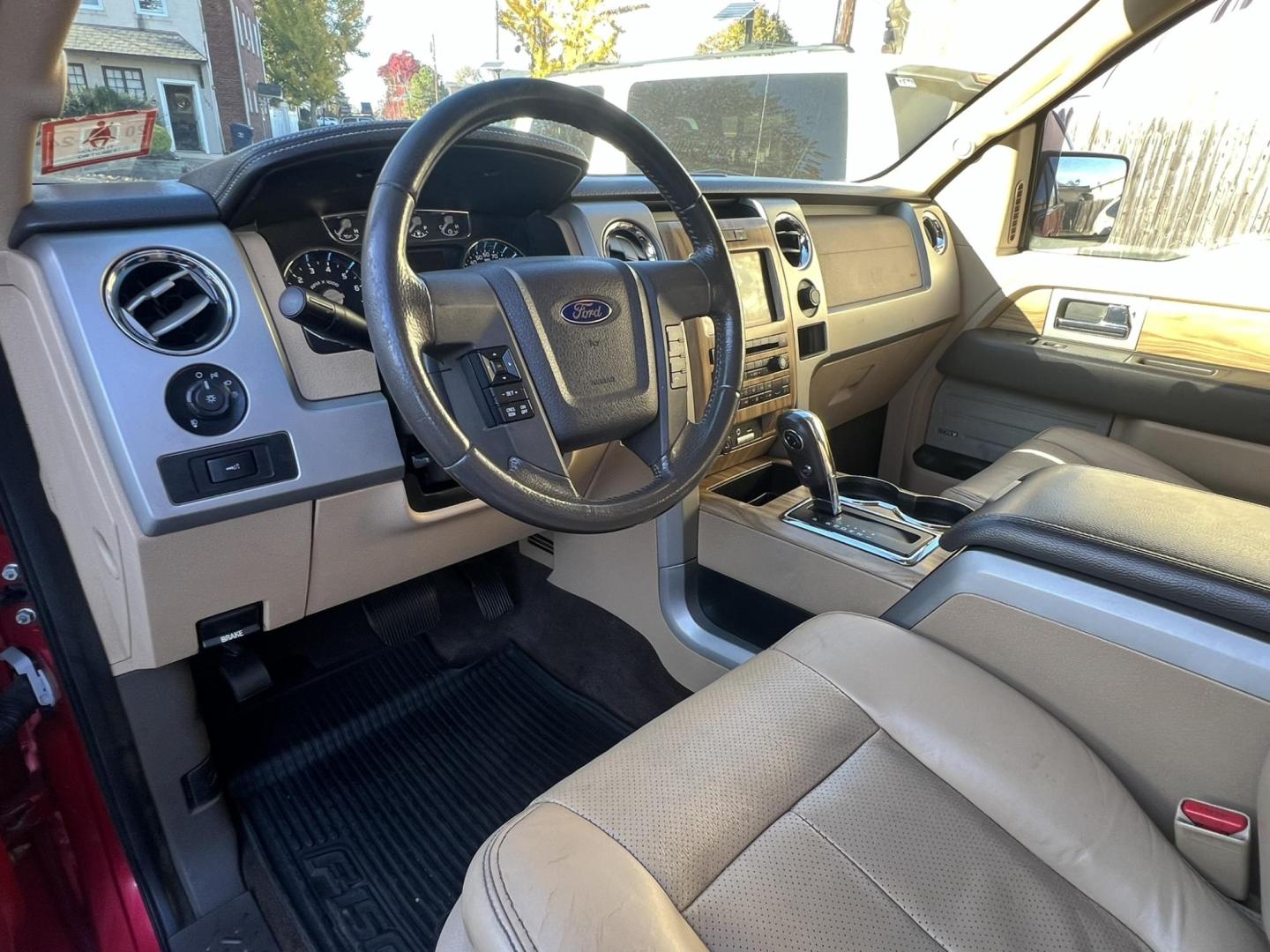 2011 Red /Tan Leather Ford F-150 FX4 SuperCab 6.5-ft. Bed 4WD (1FTFX1EF9BF) with an 5.0L V8 engine, 4-Speed Automatic transmission, located at 1018 Brunswick Ave, Trenton, NJ, 08638, (609) 989-0900, 40.240086, -74.748085 - Photo#12