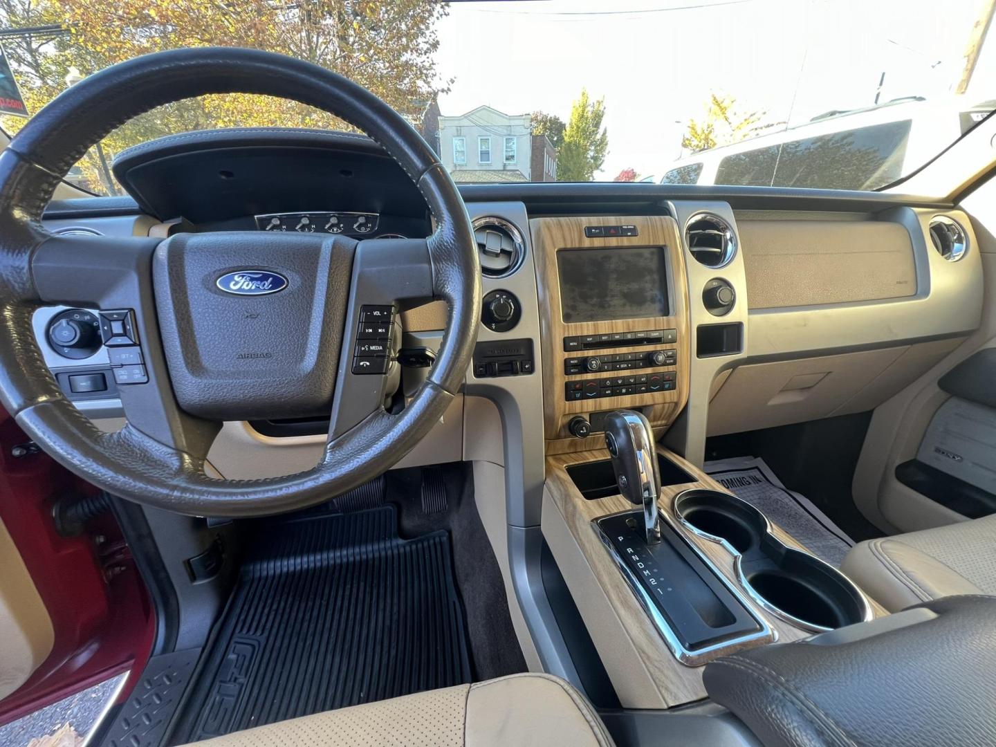 2011 Red /Tan Leather Ford F-150 FX4 SuperCab 6.5-ft. Bed 4WD (1FTFX1EF9BF) with an 5.0L V8 engine, 4-Speed Automatic transmission, located at 1018 Brunswick Ave, Trenton, NJ, 08638, (609) 989-0900, 40.240086, -74.748085 - Photo#19