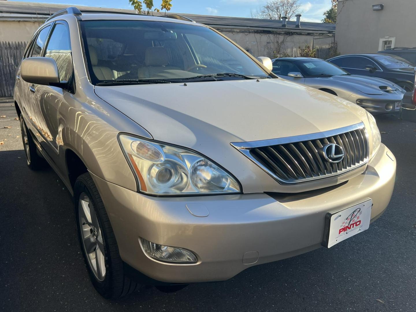 2008 Lexus RX 350 AWD (2T2HK31U48C) with an 3.5L V6 engine, 5-Speed Automatic Overdrive transmission, located at 1018 Brunswick Ave, Trenton, NJ, 08638, (609) 989-0900, 40.240086, -74.748085 - Photo#5