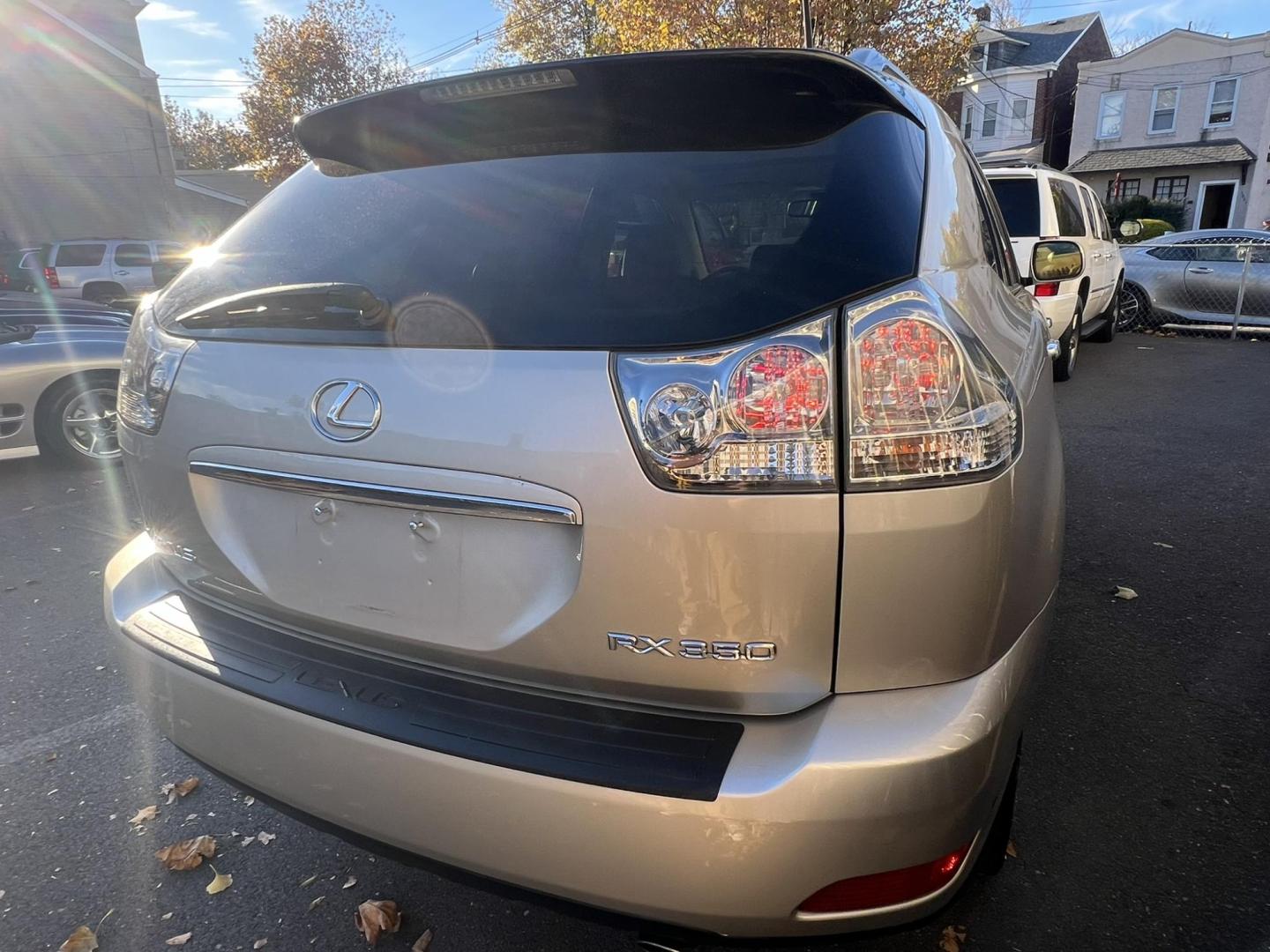 2008 Lexus RX 350 AWD (2T2HK31U48C) with an 3.5L V6 engine, 5-Speed Automatic Overdrive transmission, located at 1018 Brunswick Ave, Trenton, NJ, 08638, (609) 989-0900, 40.240086, -74.748085 - Photo#6