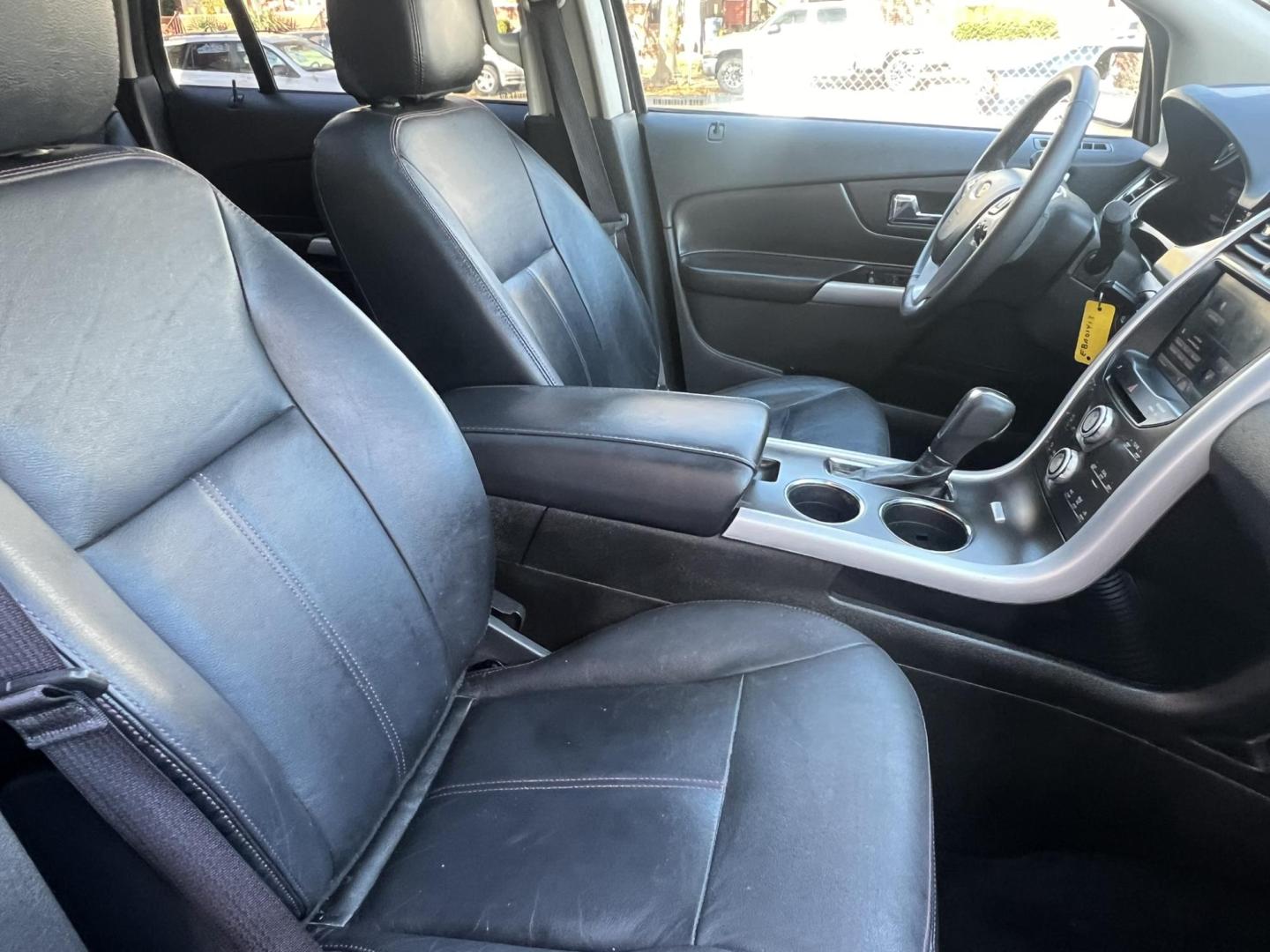 2014 BLACK /Black Leather Ford Edge SEL FWD (2FMDK3JC7EB) with an 3.5L V6 DOHC 24V engine, 6-Speed Automatic transmission, located at 1018 Brunswick Ave, Trenton, NJ, 08638, (609) 989-0900, 40.240086, -74.748085 - This Ford Edge is like new in every way! Fully serviced and ready for the road. Loaded up with Panoramic Roof,Rearview camera. Leather comfort package and Voice activated Navigation!! A must see and drive ASAP! Call Anthony to schedule a test drive, 609-273-5100 - Photo#20