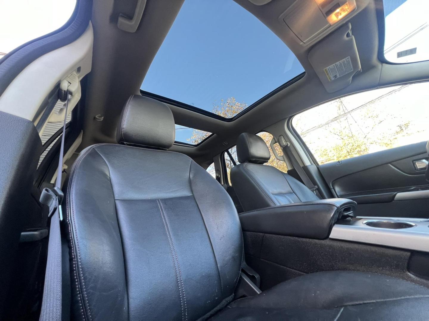 2014 BLACK /Black Leather Ford Edge SEL FWD (2FMDK3JC7EB) with an 3.5L V6 DOHC 24V engine, 6-Speed Automatic transmission, located at 1018 Brunswick Ave, Trenton, NJ, 08638, (609) 989-0900, 40.240086, -74.748085 - This Ford Edge is like new in every way! Fully serviced and ready for the road. Loaded up with Panoramic Roof,Rearview camera. Leather comfort package and Voice activated Navigation!! A must see and drive ASAP! Call Anthony to schedule a test drive, 609-273-5100 - Photo#23