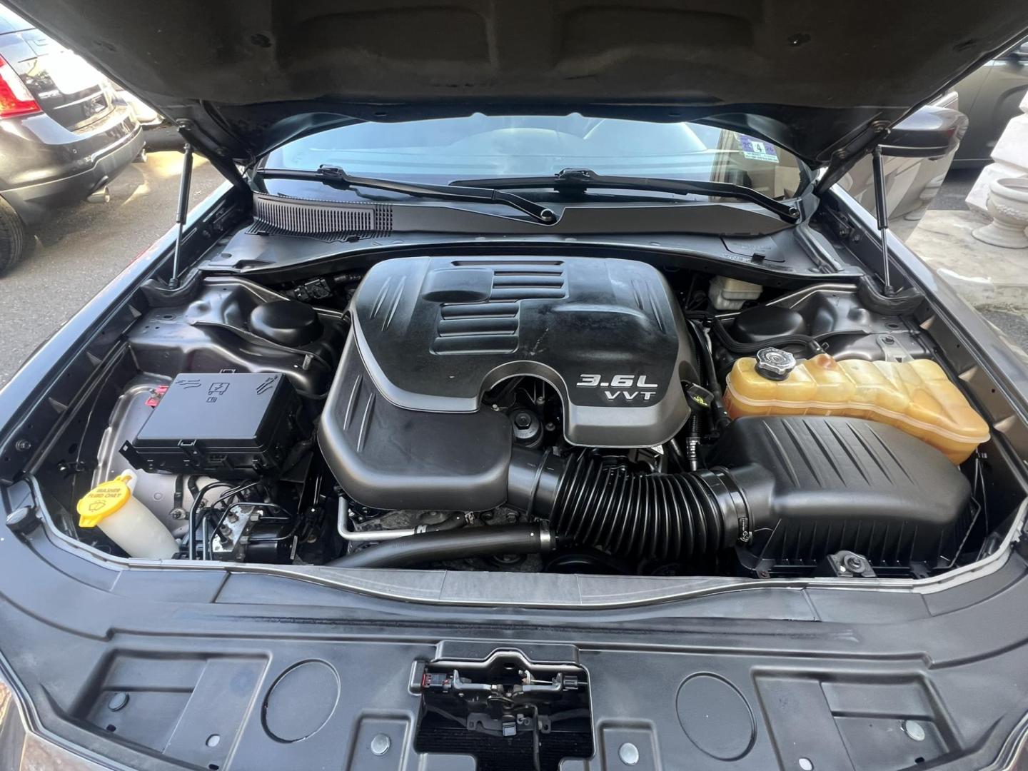 2013 BLACK /Black Leather Chrysler 300 AWD (2C3CCARGXDH) with an 3.6L V6 SOHC 24V engine, 8-Speed Automatic transmission, located at 1018 Brunswick Ave, Trenton, NJ, 08638, (609) 989-0900, 40.240086, -74.748085 - Photo#21