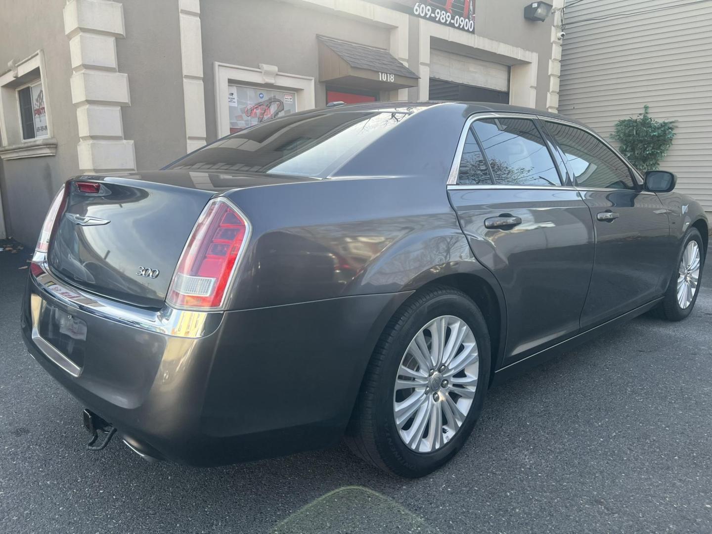 2013 BLACK /Black Leather Chrysler 300 AWD (2C3CCARGXDH) with an 3.6L V6 SOHC 24V engine, 8-Speed Automatic transmission, located at 1018 Brunswick Ave, Trenton, NJ, 08638, (609) 989-0900, 40.240086, -74.748085 - Photo#8