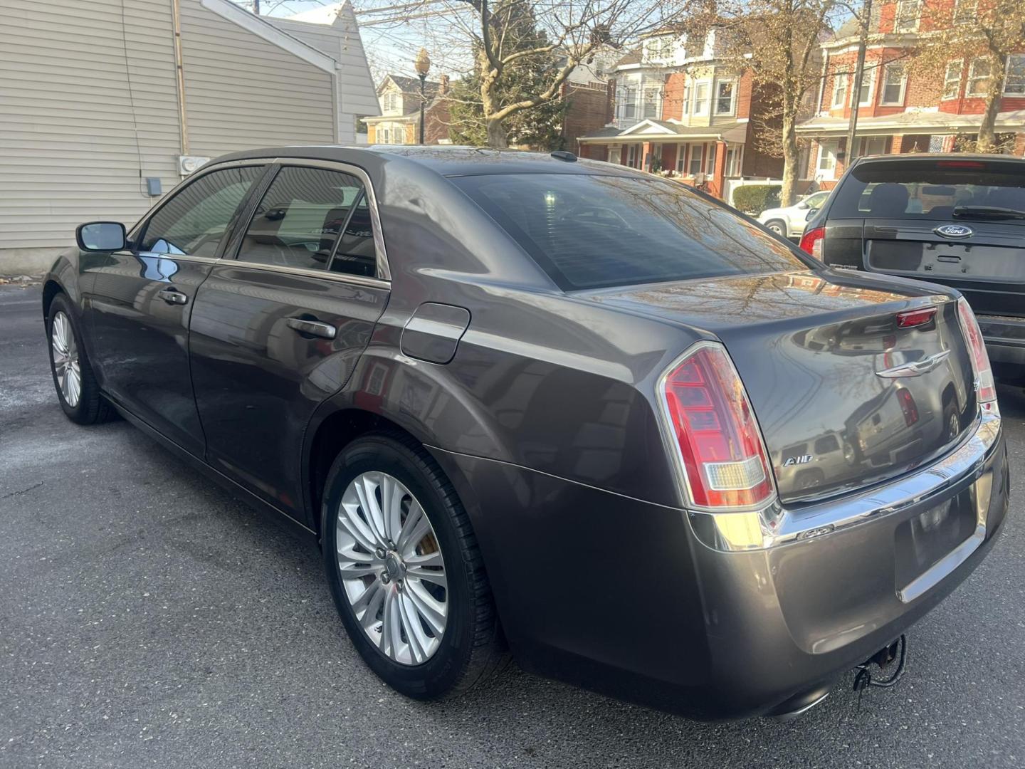 2013 BLACK /Black Leather Chrysler 300 AWD (2C3CCARGXDH) with an 3.6L V6 SOHC 24V engine, 8-Speed Automatic transmission, located at 1018 Brunswick Ave, Trenton, NJ, 08638, (609) 989-0900, 40.240086, -74.748085 - Photo#5